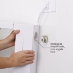 Chuveiro Elétrico Eletrônico 220V 7700w Branco e Cromado Quadrado Falls Hydra - Imagem 4